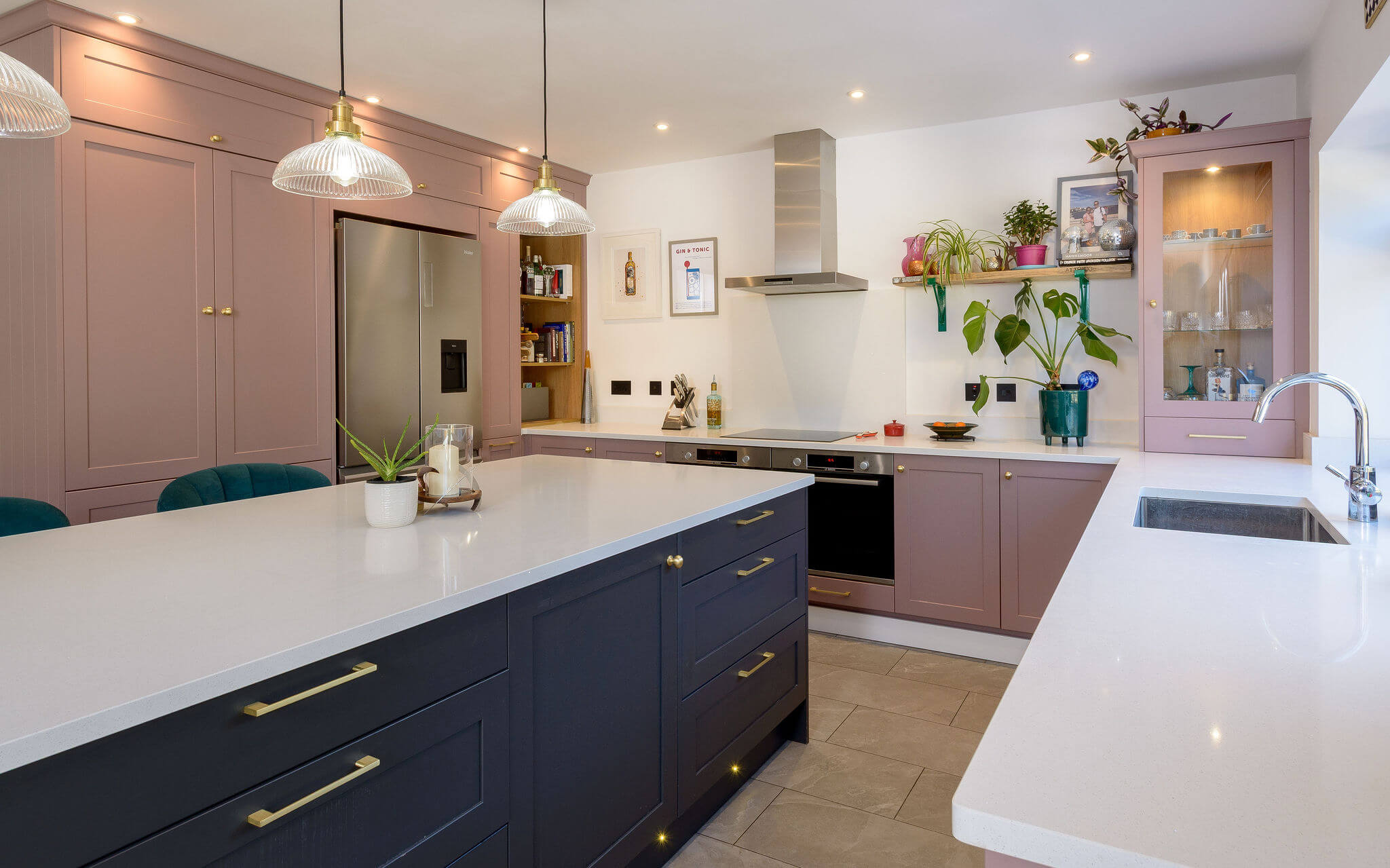 Vard in Doll and Onyx