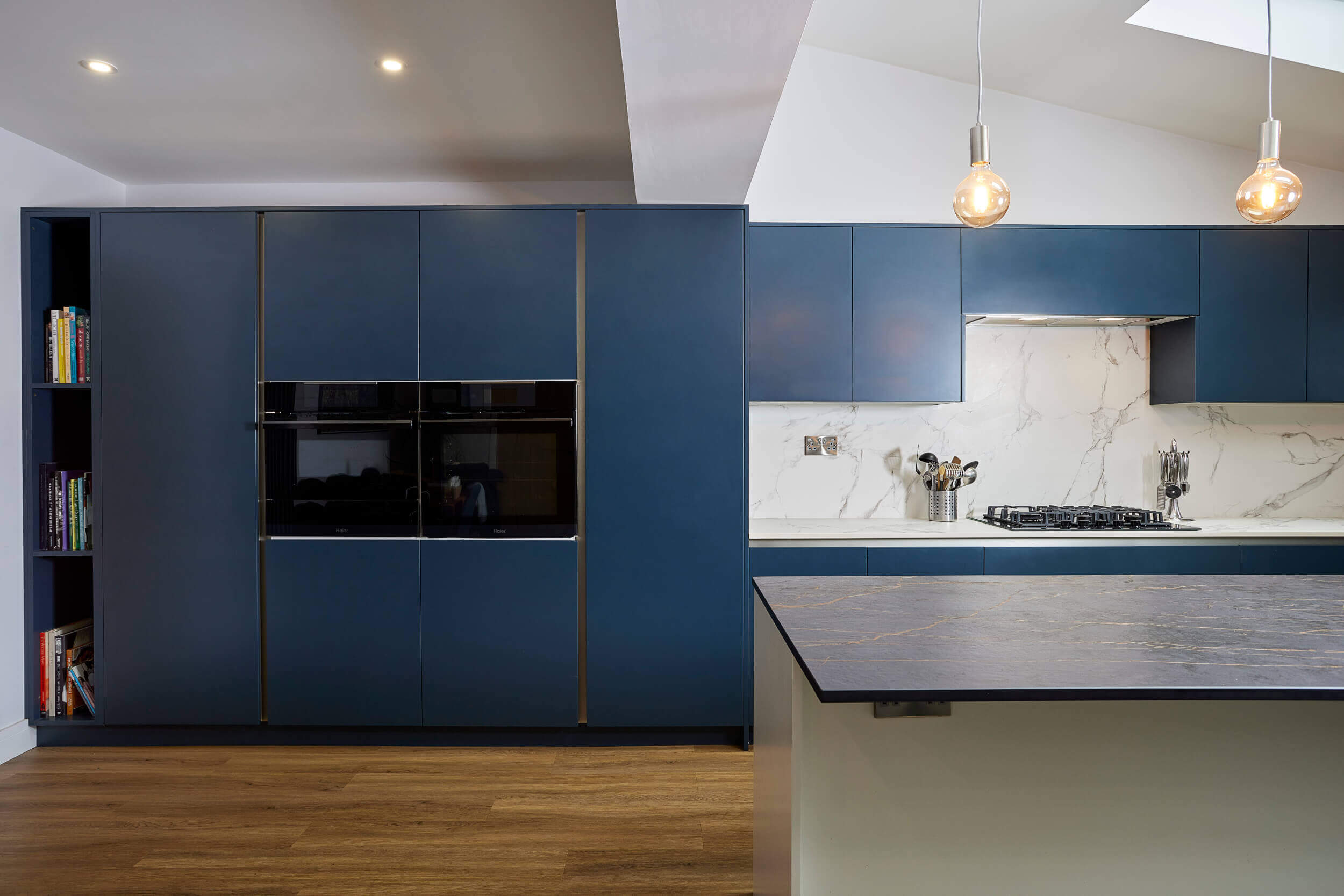 Quality Handleless Kitchens