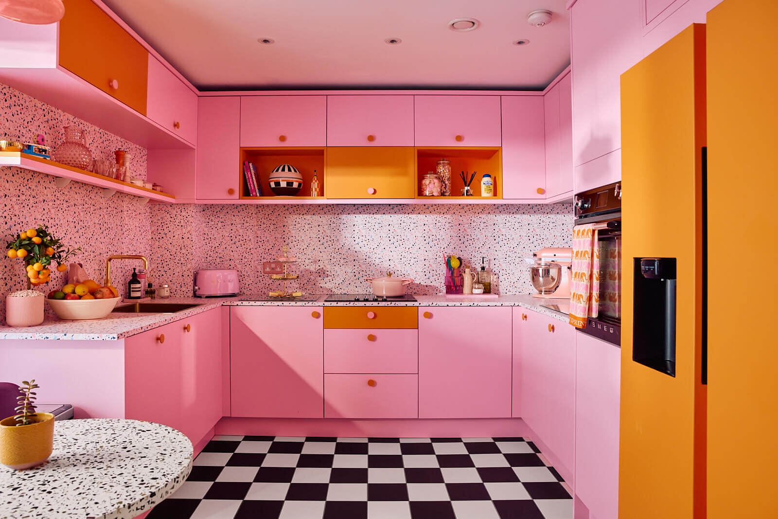 u shaped kitchen example